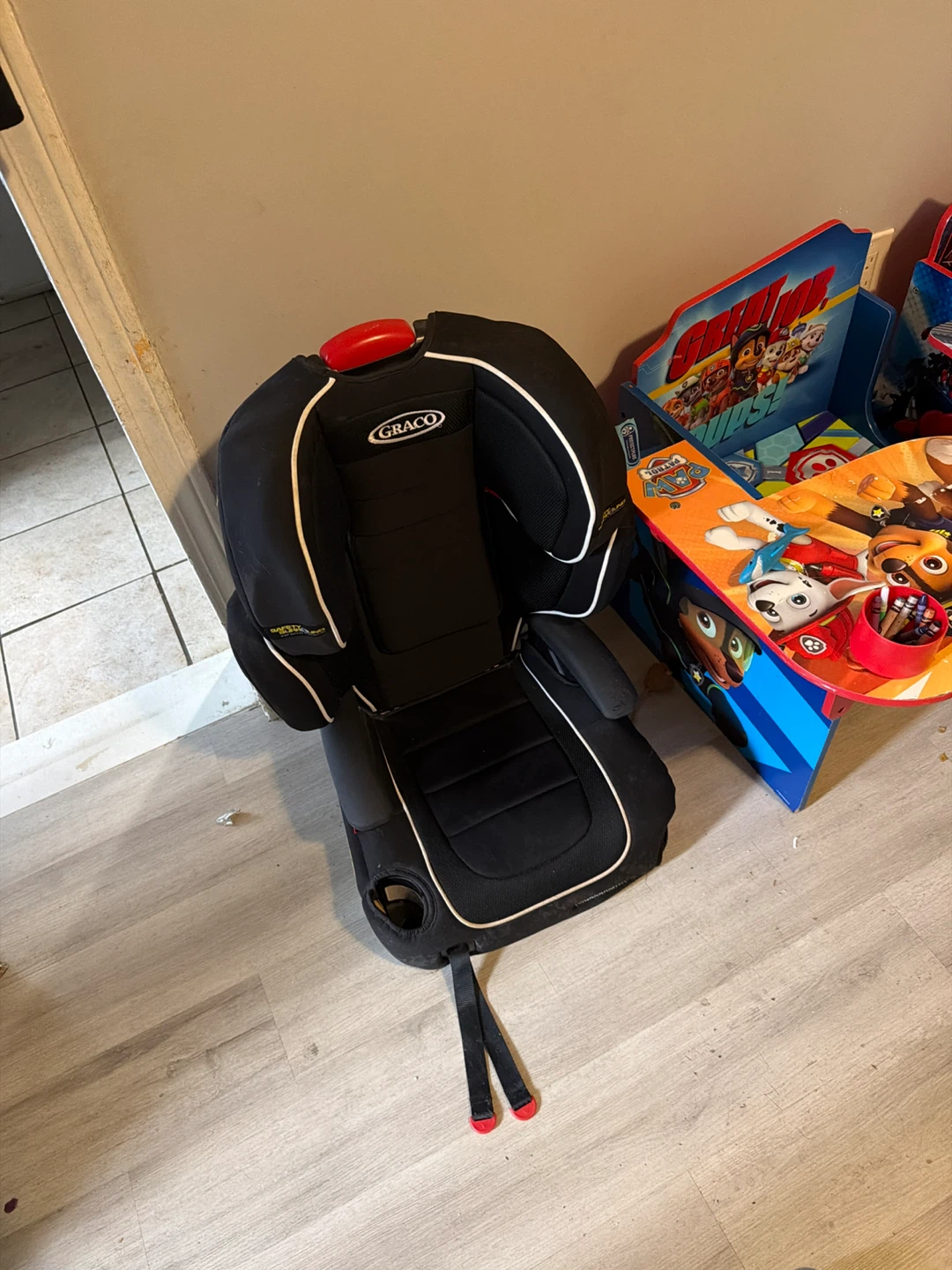 Graco Booster Car Seat - photo 2