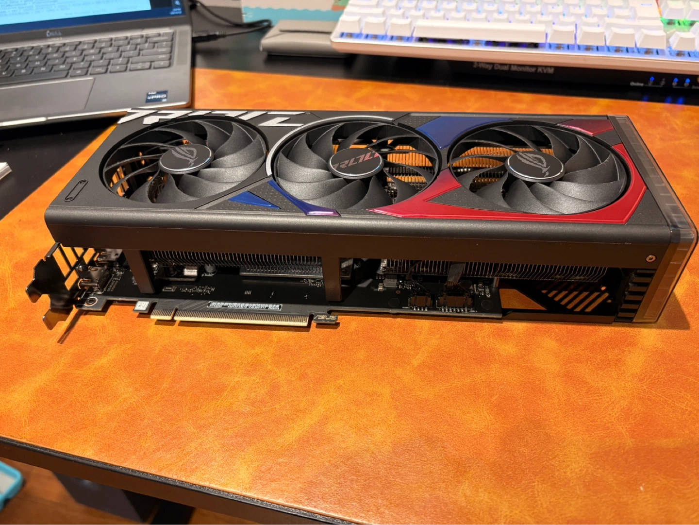 ASUS ROG Strix GeForce RTX 4060 OC Edition Graphics Card - photo 3