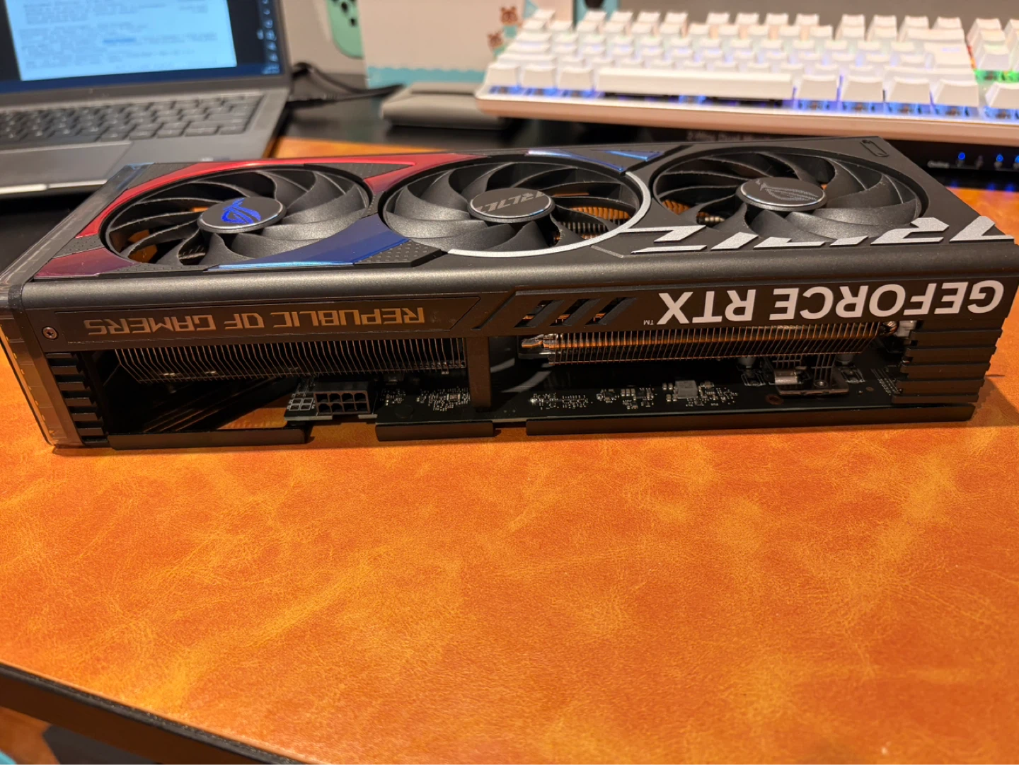 ASUS ROG Strix GeForce RTX 4060 OC Edition Graphics Card - photo 5