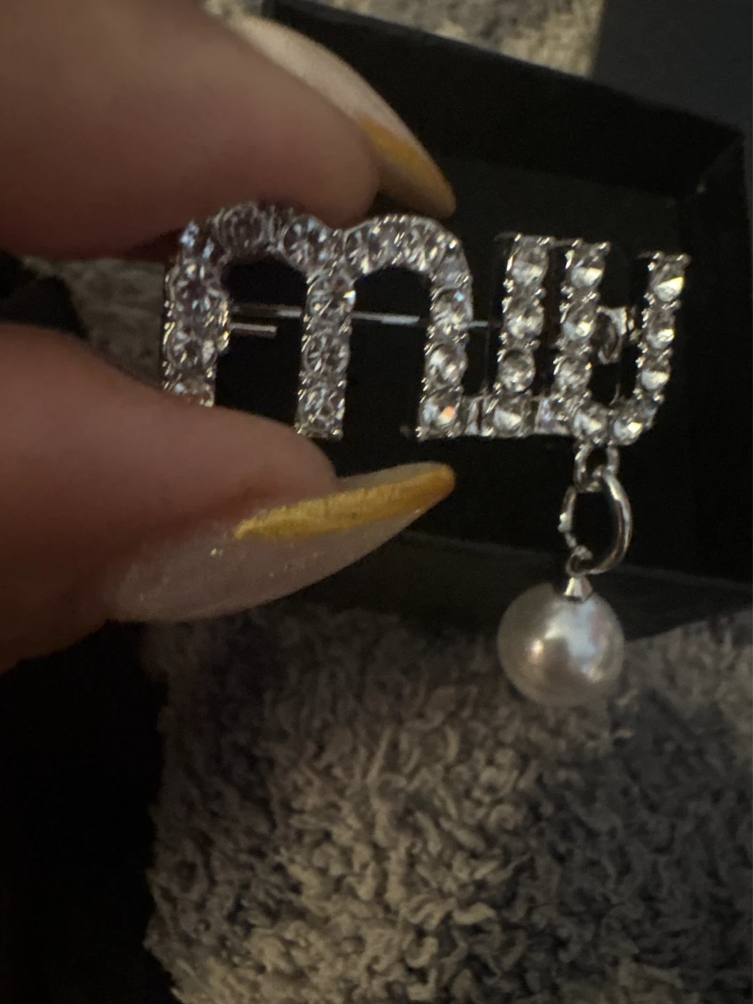 🌱 New Miu Miu Crystal Brooch with Pearl - photo 5