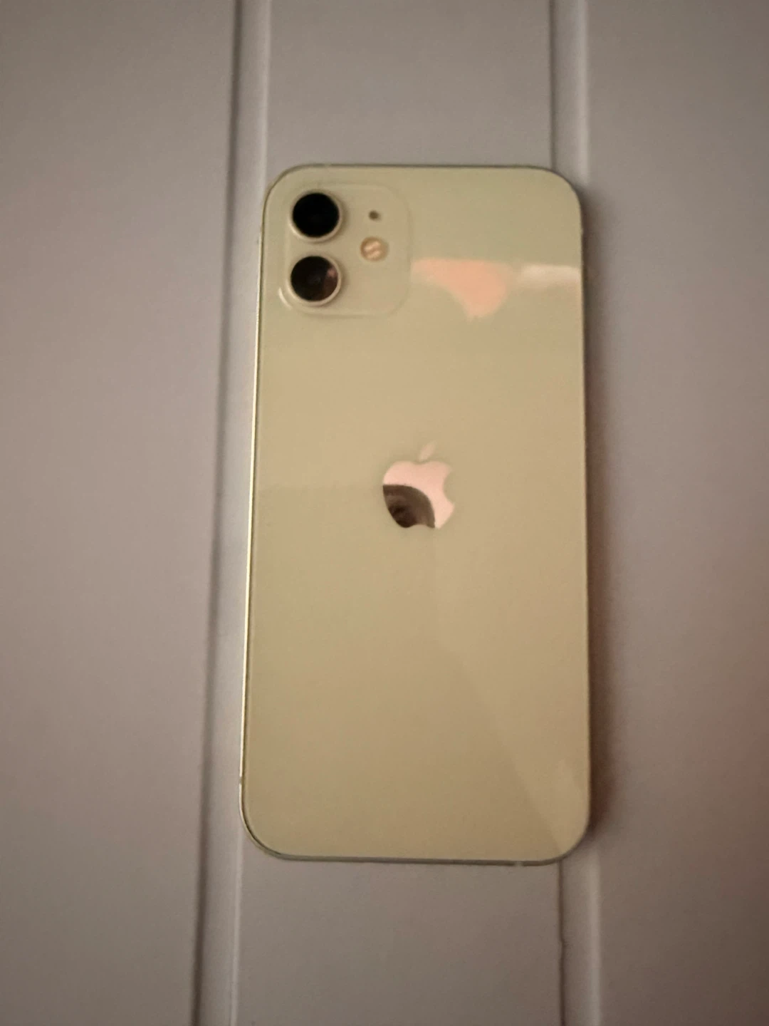 iPhone 12 w 64 gb (Unlocked)