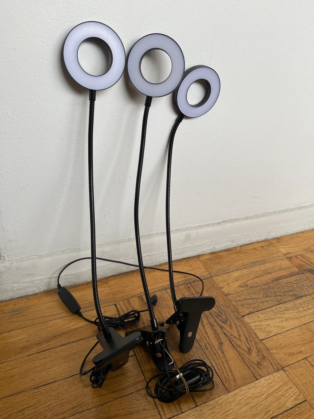 Clip-on Ring Light with Flexible Gooseneck