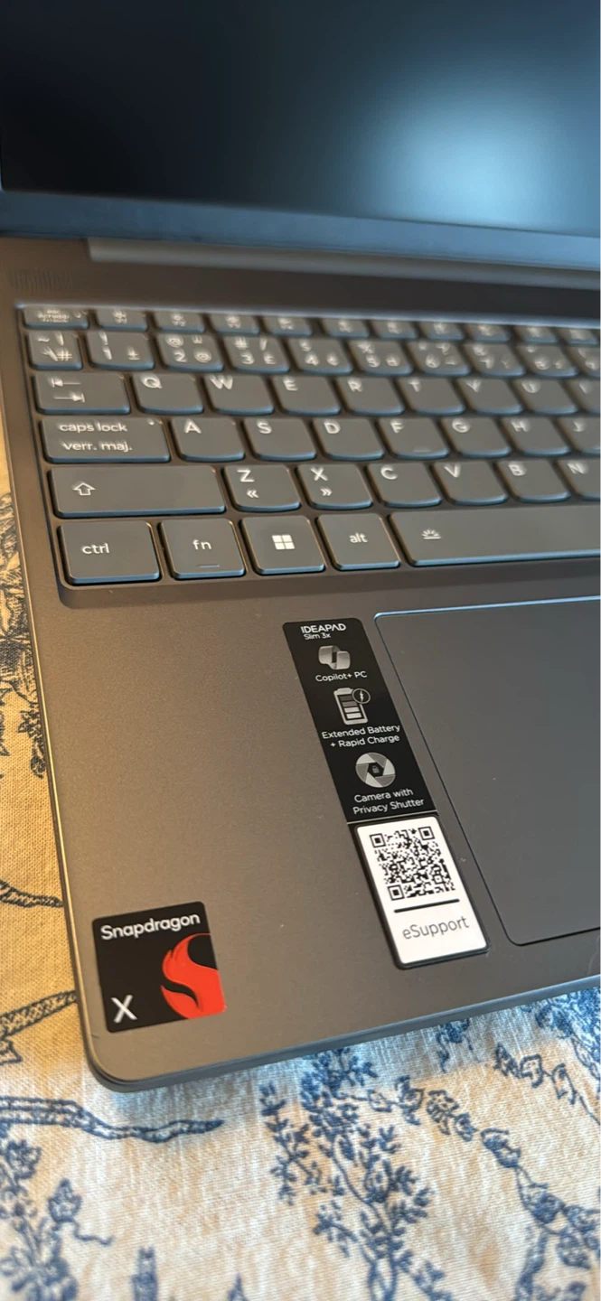 Lenovo IdeaPad Slim Laptop – Snapdragon X, 16GB RAM, 512GB SSD - photo 3