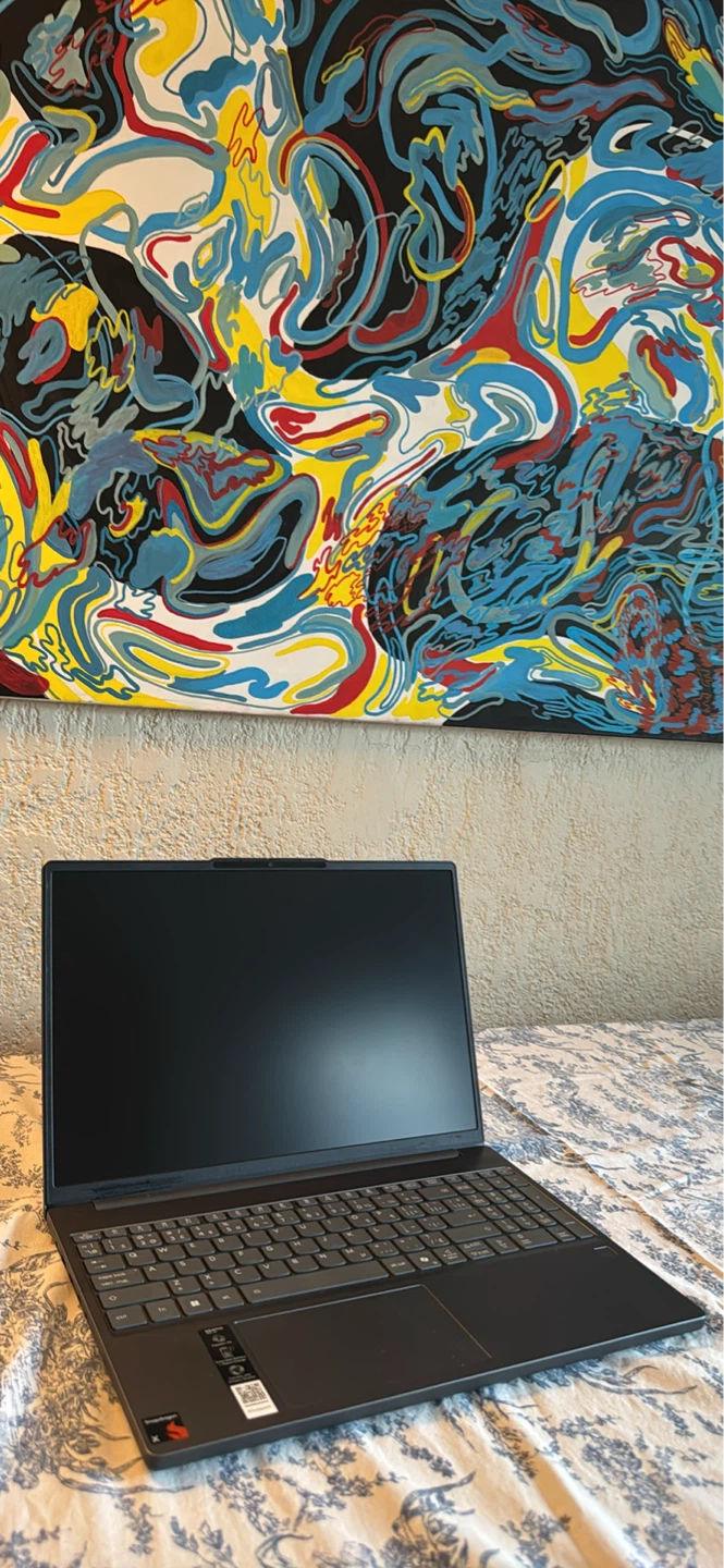 Lenovo IdeaPad Slim Laptop – Snapdragon X, 16GB RAM, 512GB SSD - photo 2