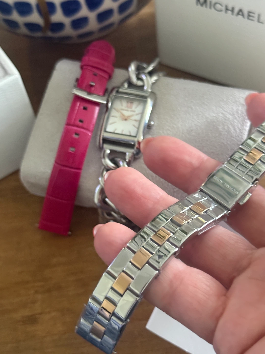 Michael Kors Watch with Pink Leather Strap - photo 3
