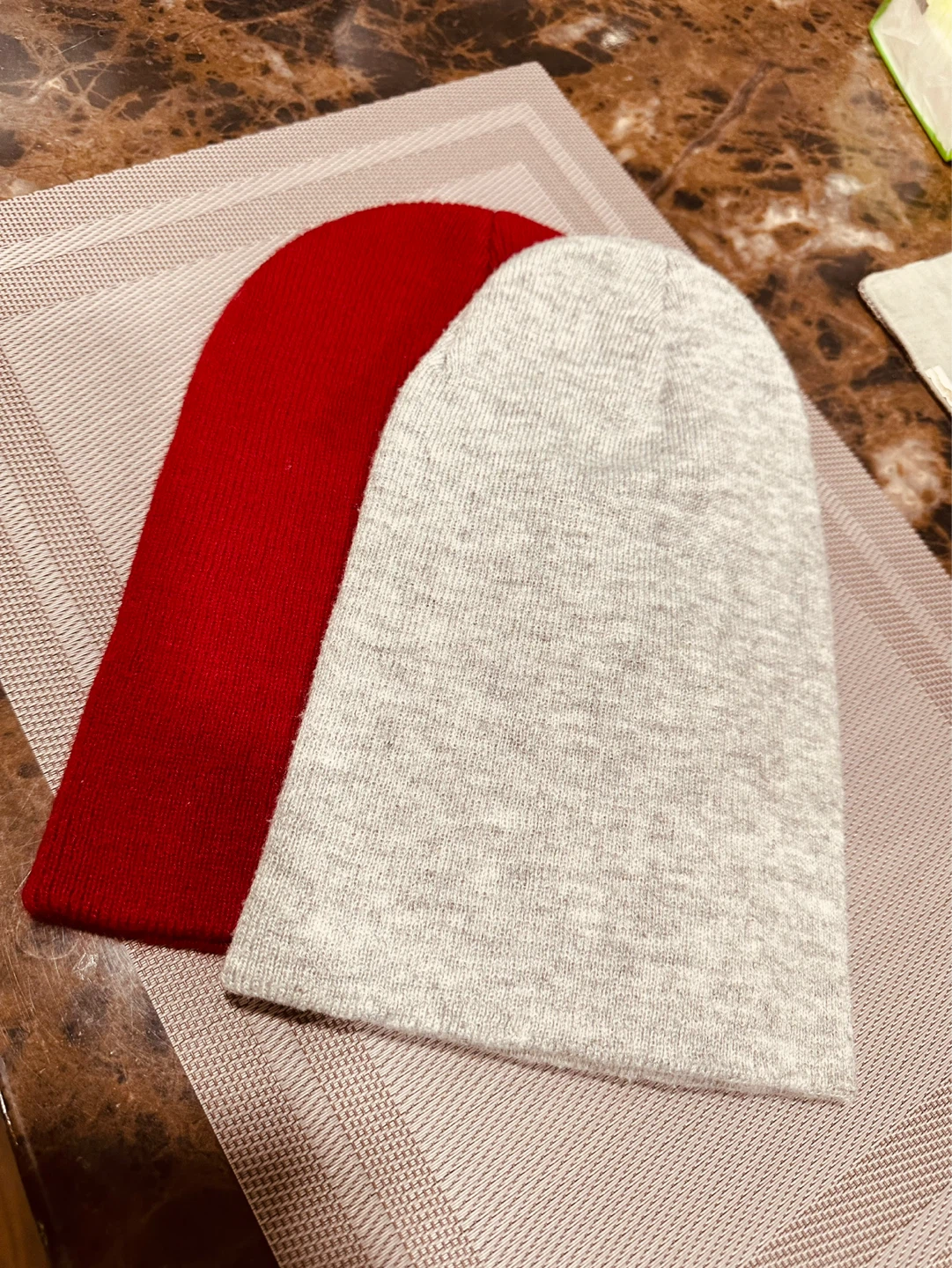 Two Toques - Red and Light Grey