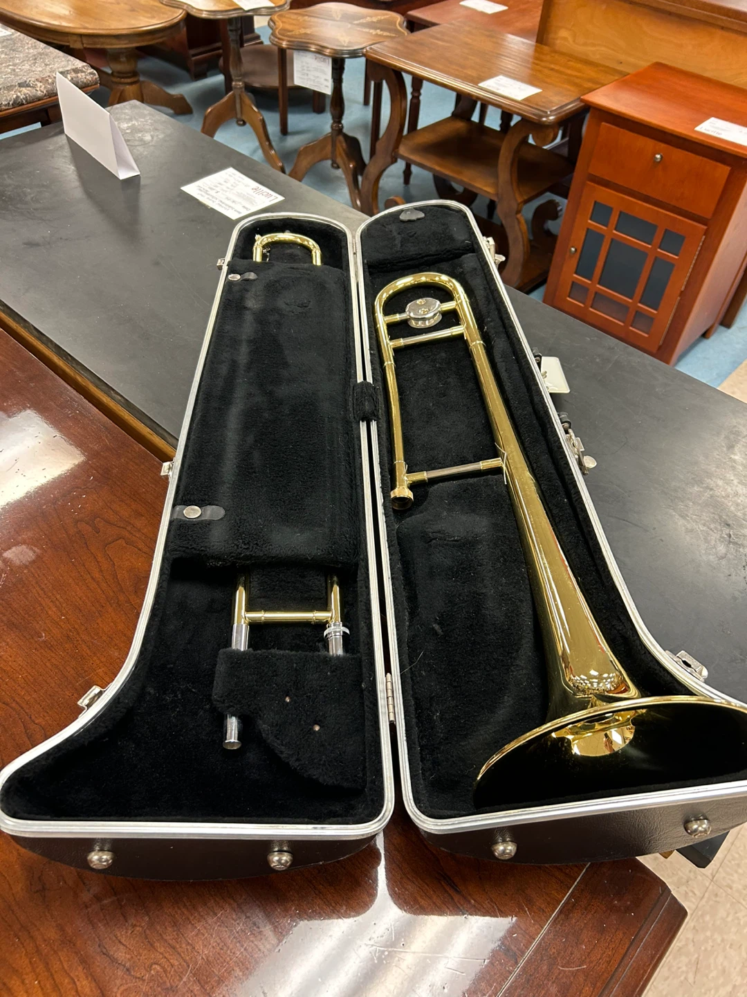 Bach Trombone with Case - photo 4