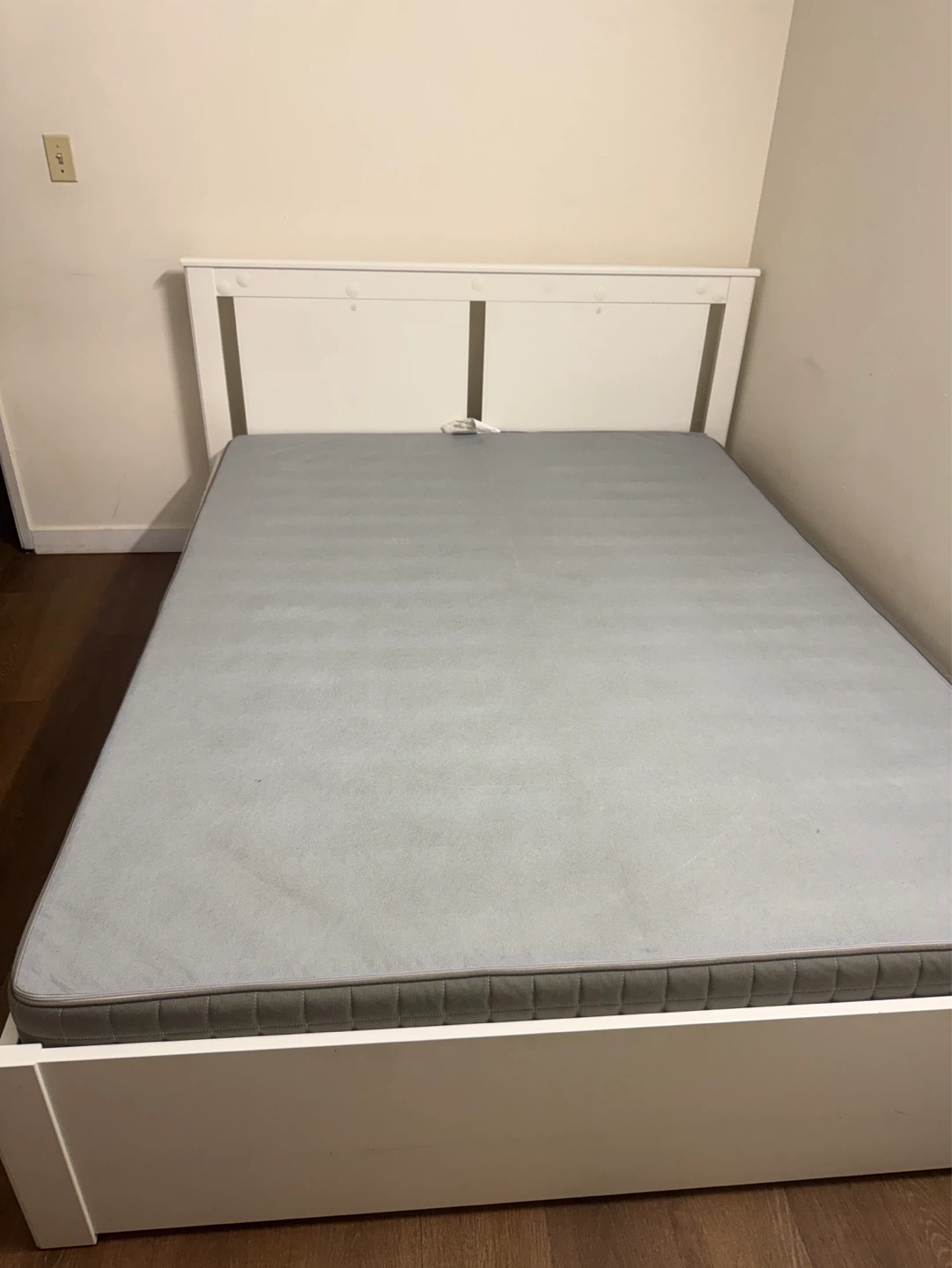 IKEA SONGESAND Bed Frame with MORGEDAL Foam Mattress