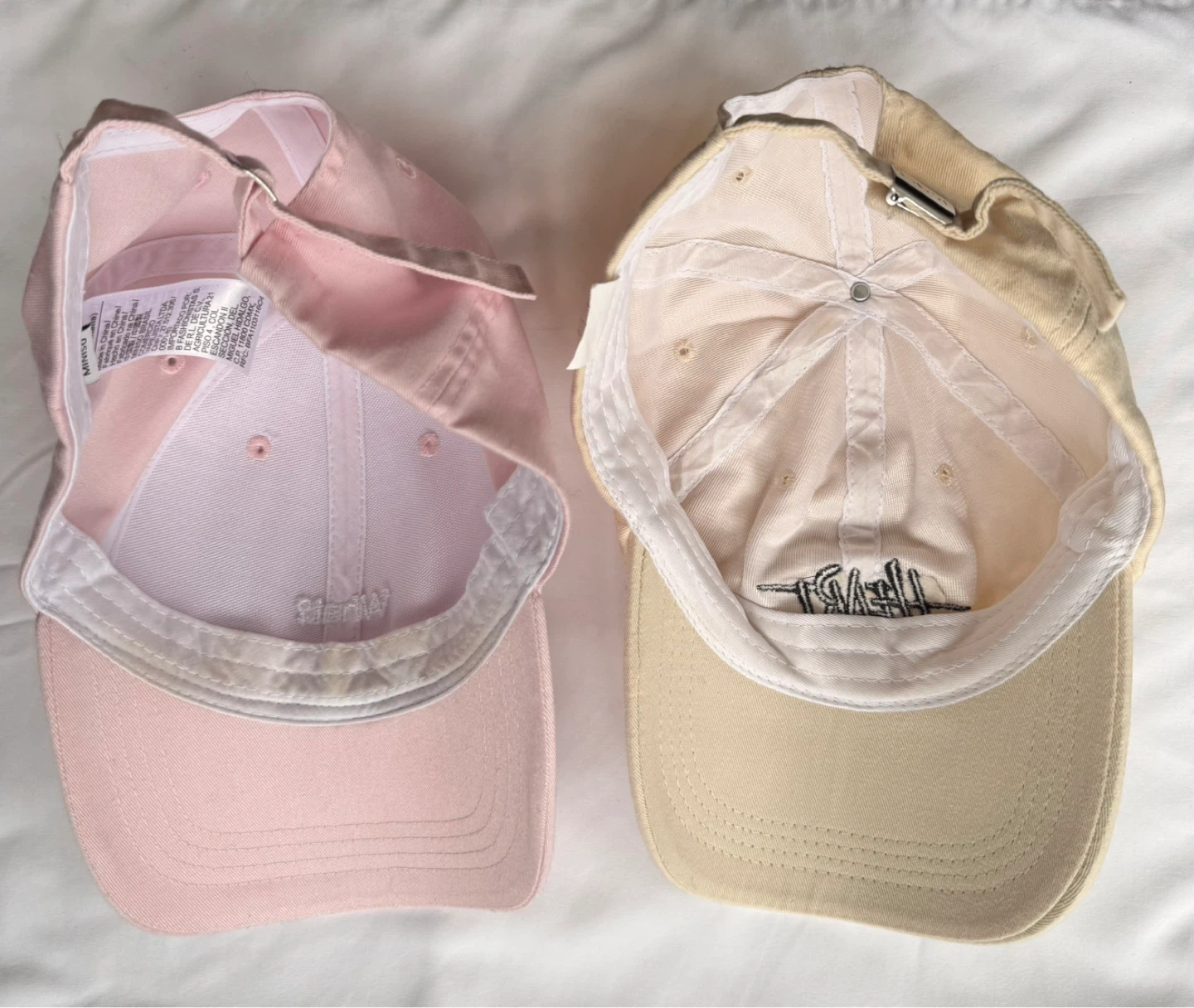 Two baseball caps - pink and beige - photo 2