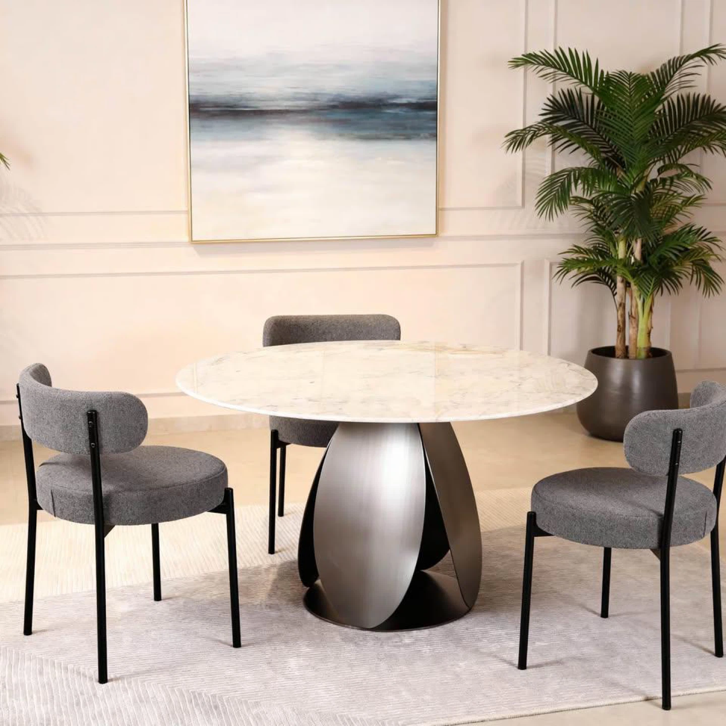 Dining Chair Brand new in a box. 85$ each