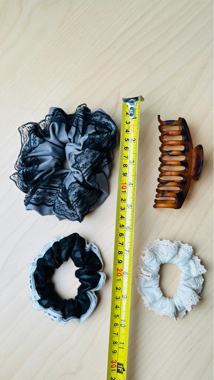 🌱 Extra large Scrunchies & Claw Clip
