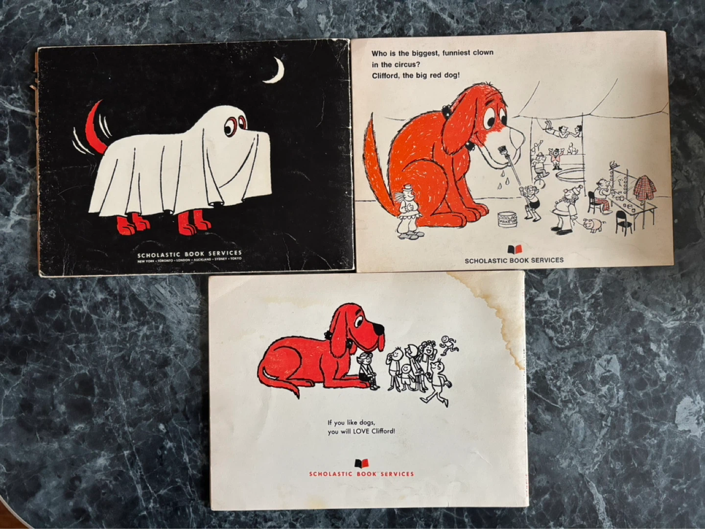 🌱Vintage 70s Clifford the Big Red Dog Book Set - photo 2