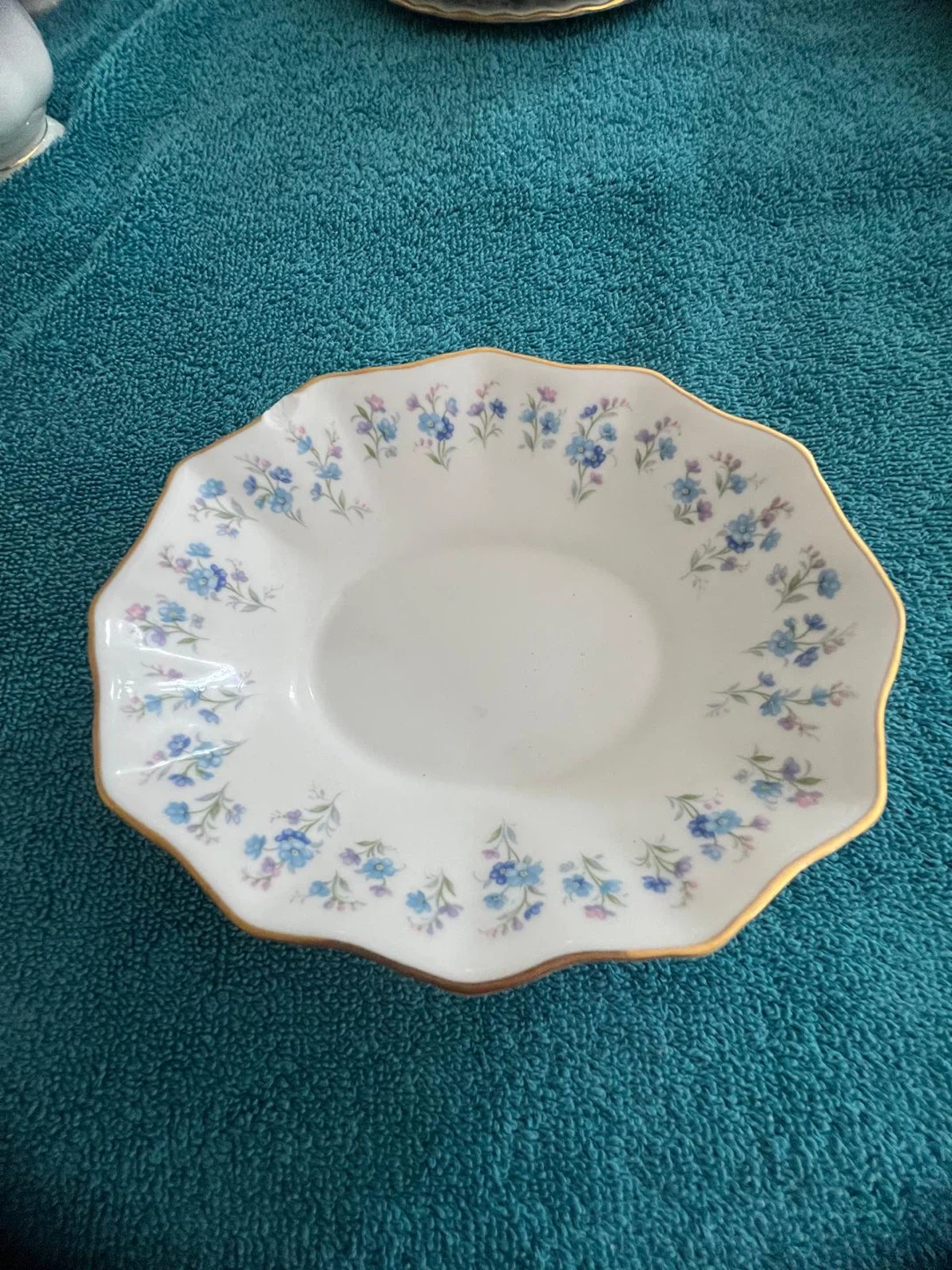 Royal Albert “Memory Lane” Fine China - photo 5