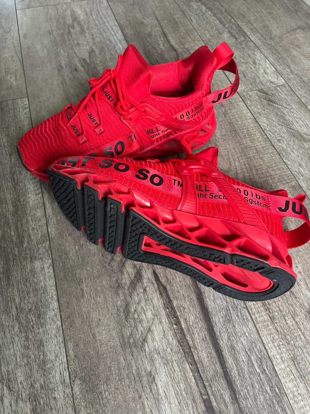 Red Athletic Shoes Just So So - photo 3