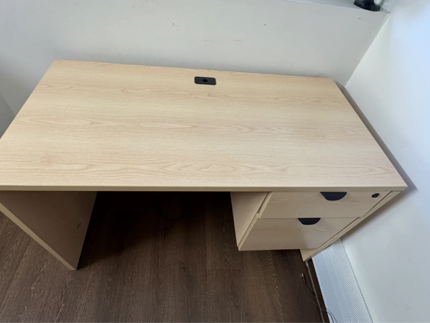 Wooden work table with Black Mesh Office Chair - photo 5