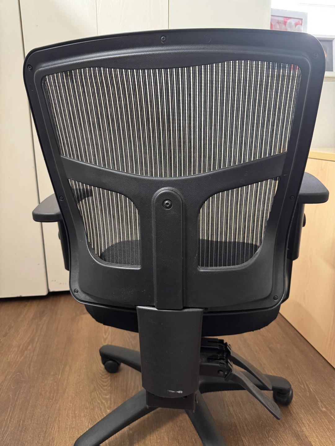 Wooden work table with Black Mesh Office Chair - photo 2