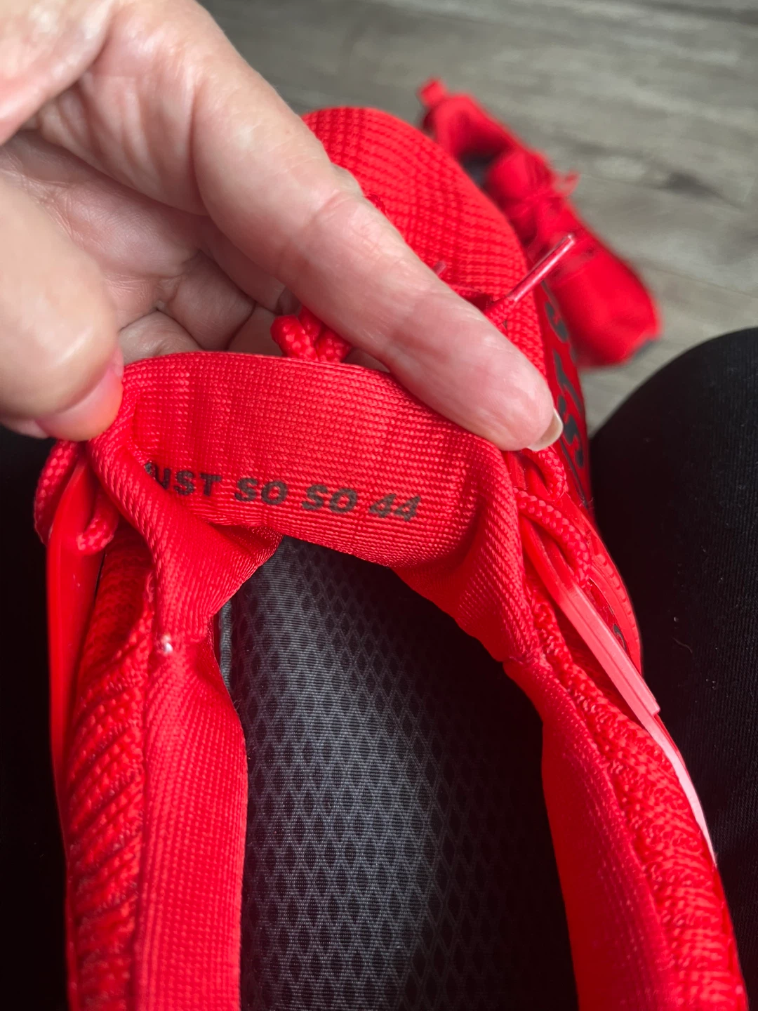 Red Running Shoes - photo 2