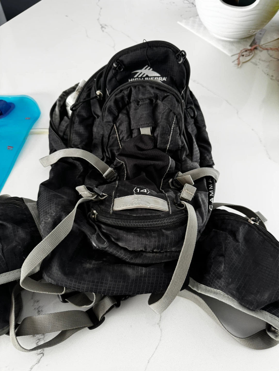 High Sierra Hydration Backpack with Eco-Stream Reservoir - photo 2