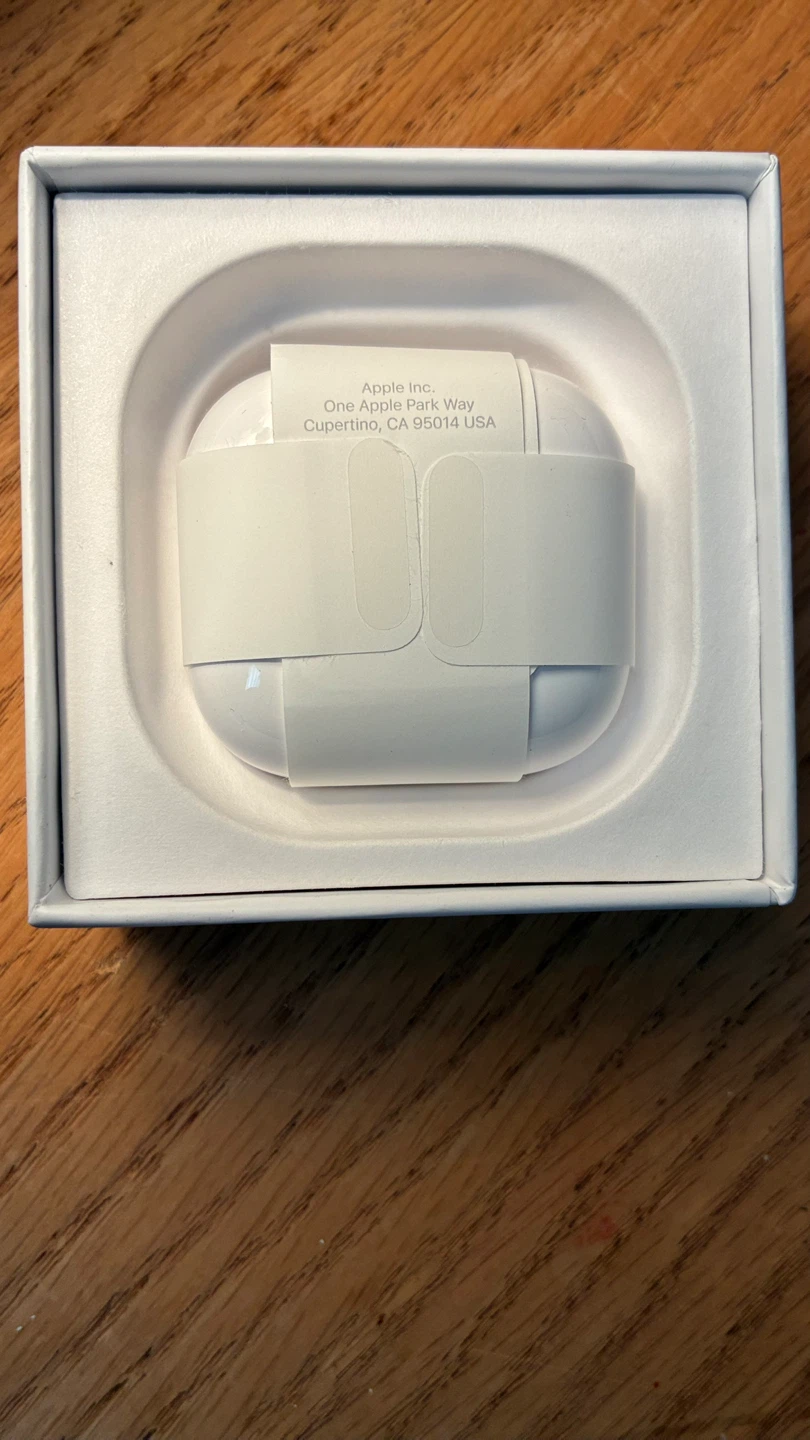 Apple AirPods 4  with Active Noise Cancellation - photo 5