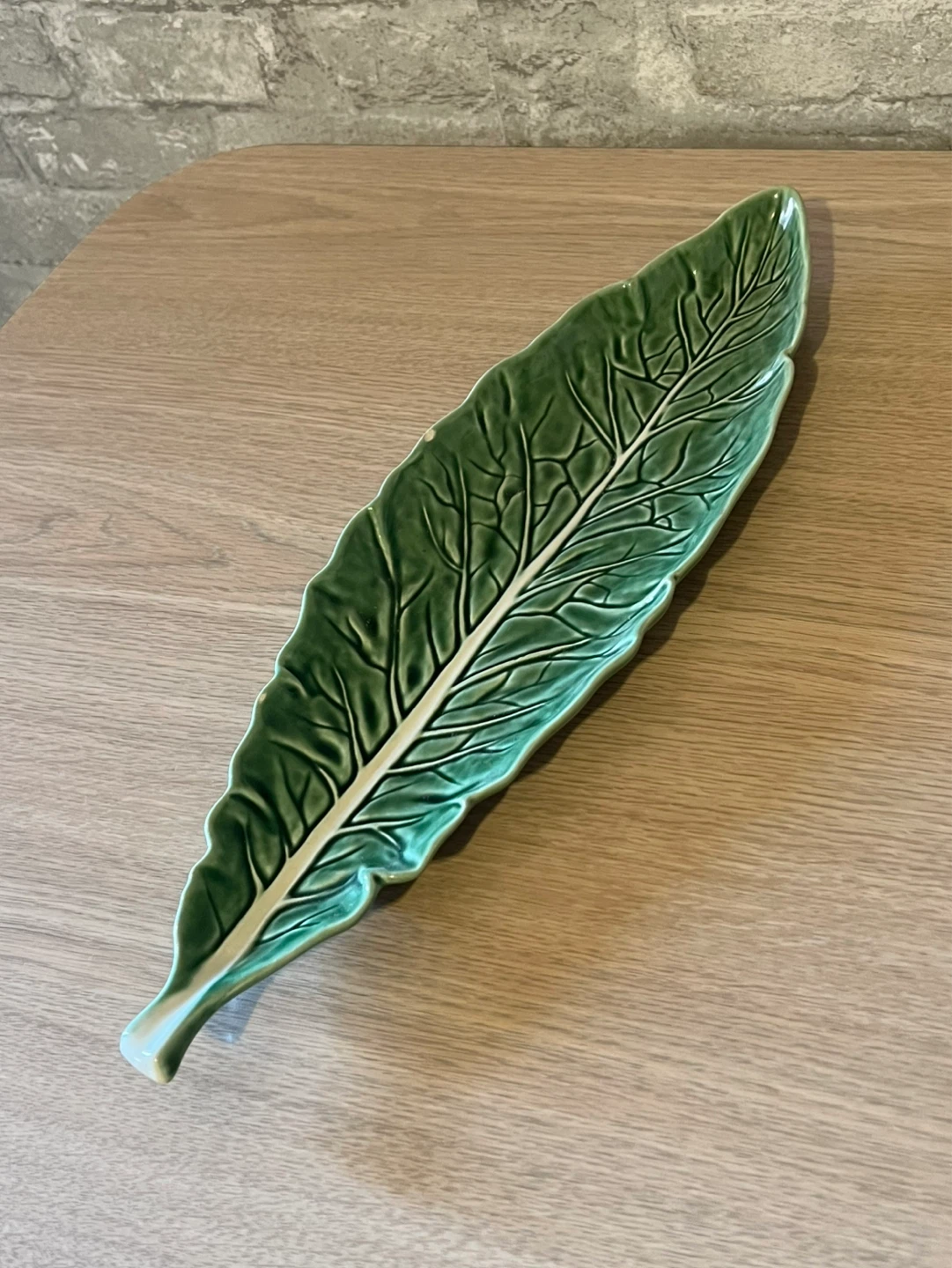 Leaf Shaped Serving Tray and 3-Section Snack Dish Set - photo 2