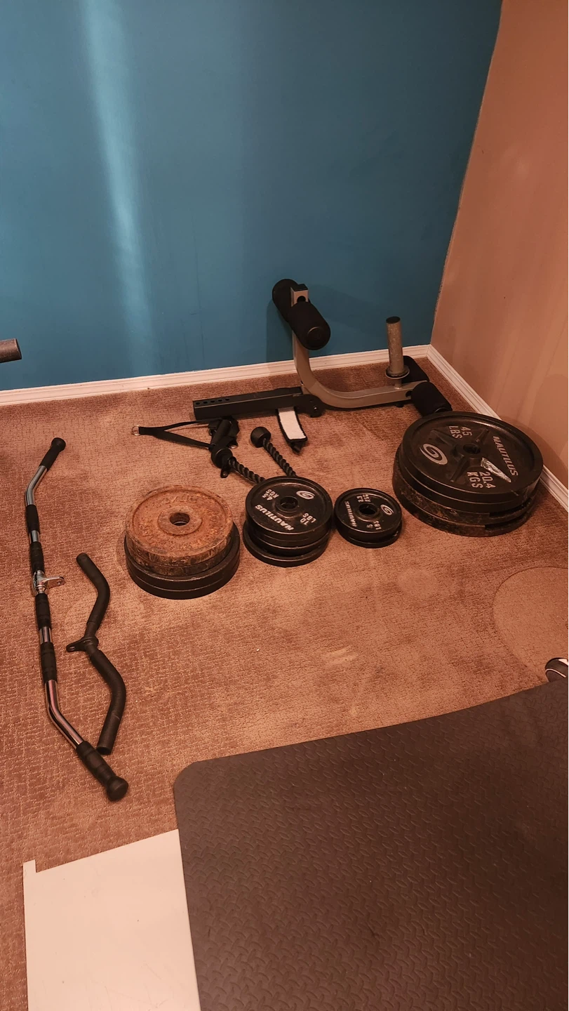 Nautilus Smith Machine with Cable Cross-over