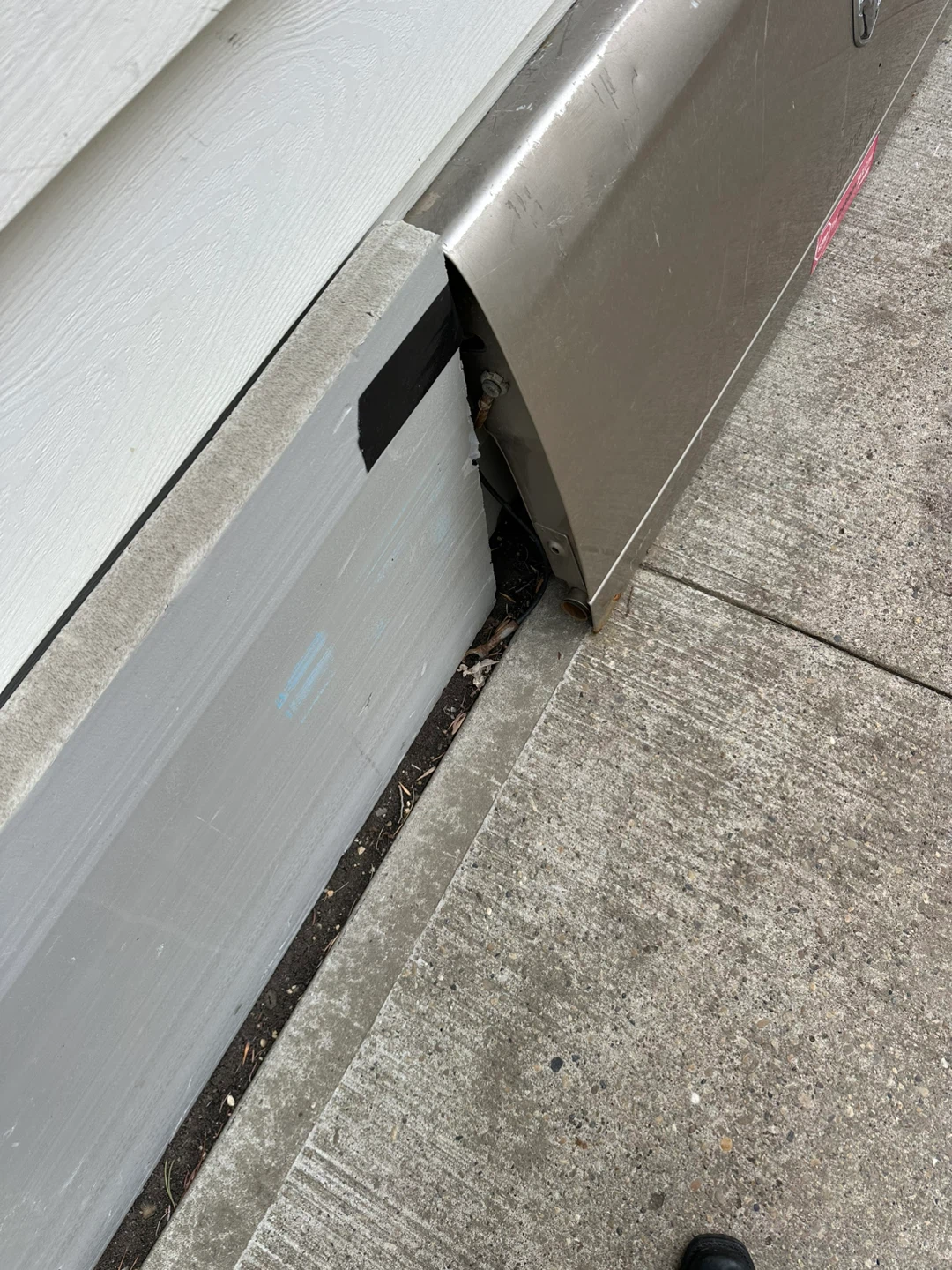 Working tailgate for a 2004 Ram 1500 - photo 3