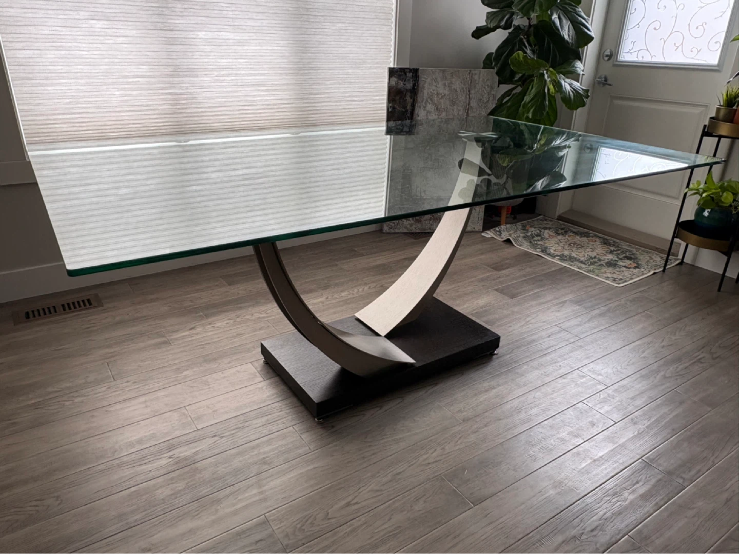 Elite Modern Glass Dining Table – Seats 6 - photo 2