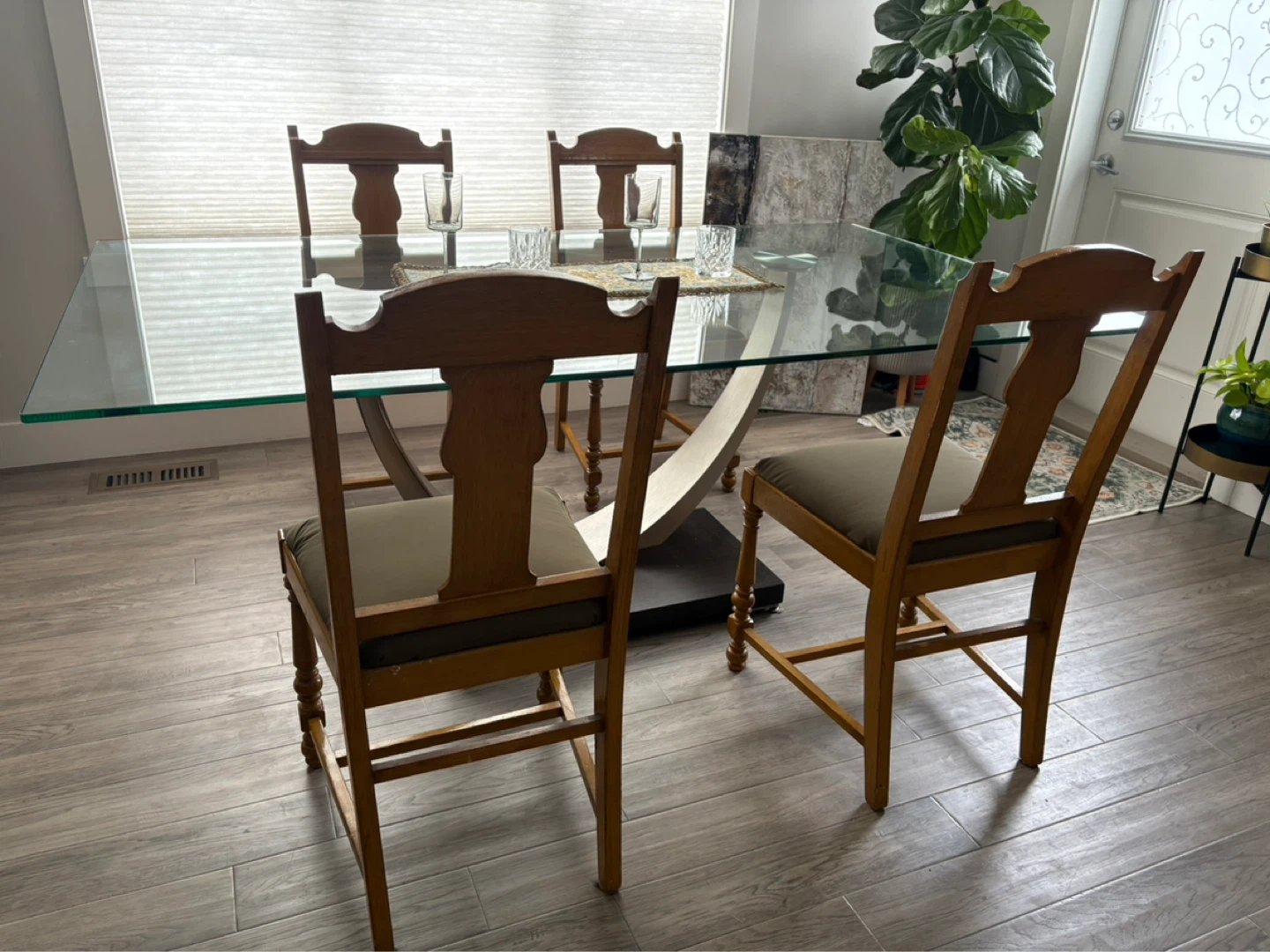 Elite Modern Glass Dining Table – Seats 6 - photo 3
