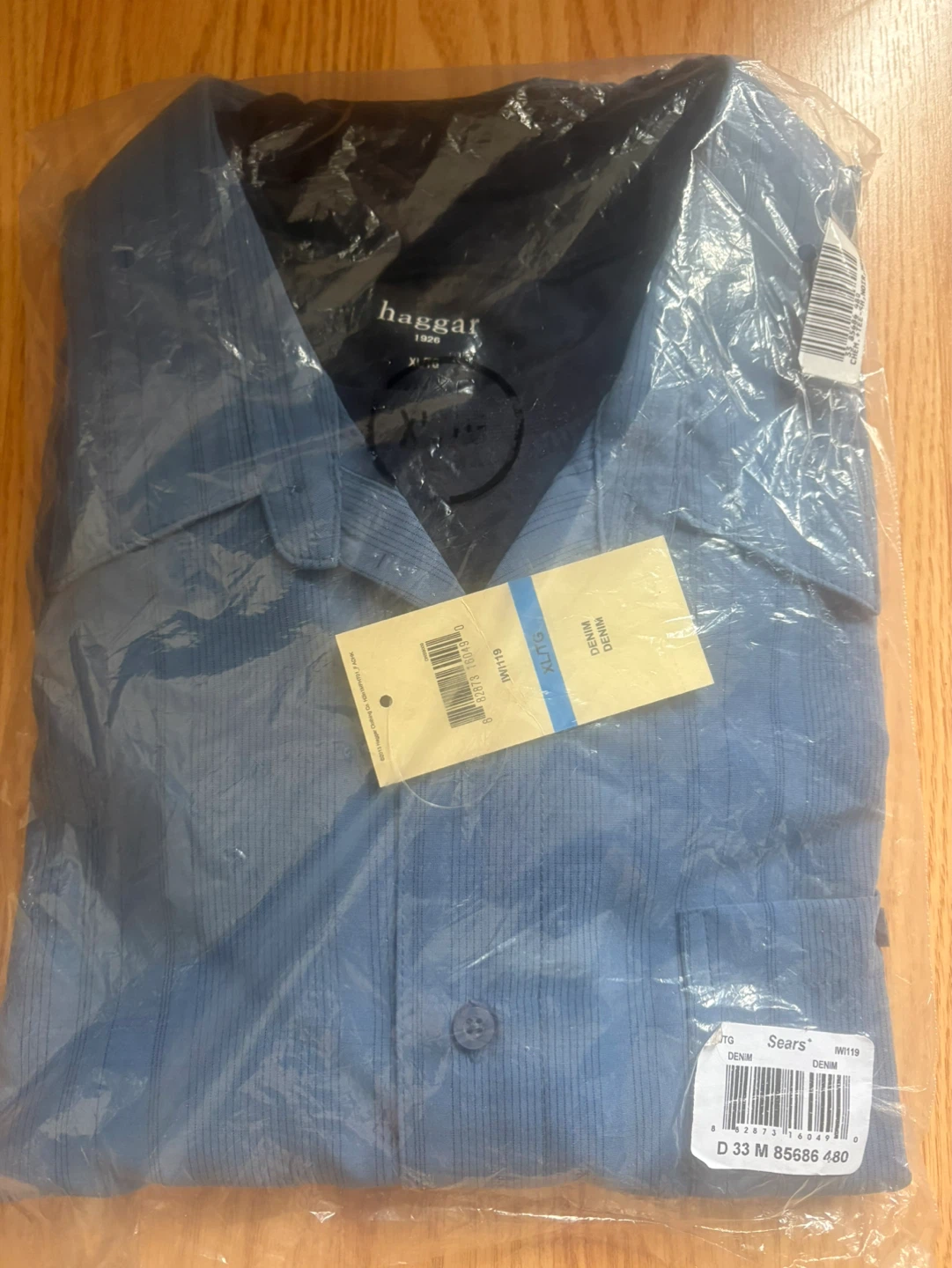 Haggar Men's Blue Striped Button-Up Shirt XL Tall