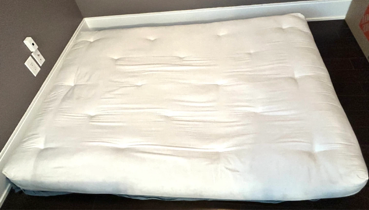 Premium handmade futon, barely used(spare den area) - photo 4