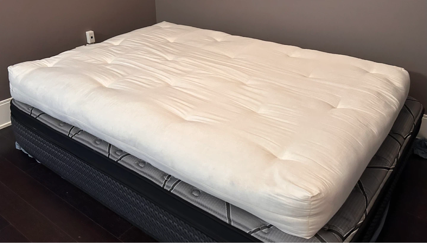 Premium handmade futon, barely used(spare den area) - photo 2