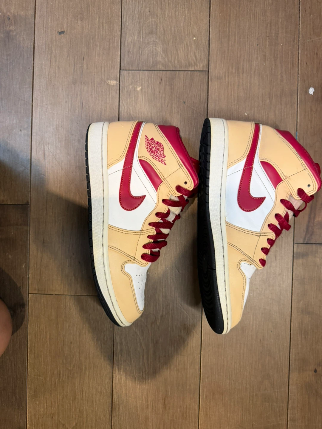 Air Jordan 1 Mid SE 'Light British Tan' Sneakers - photo 4