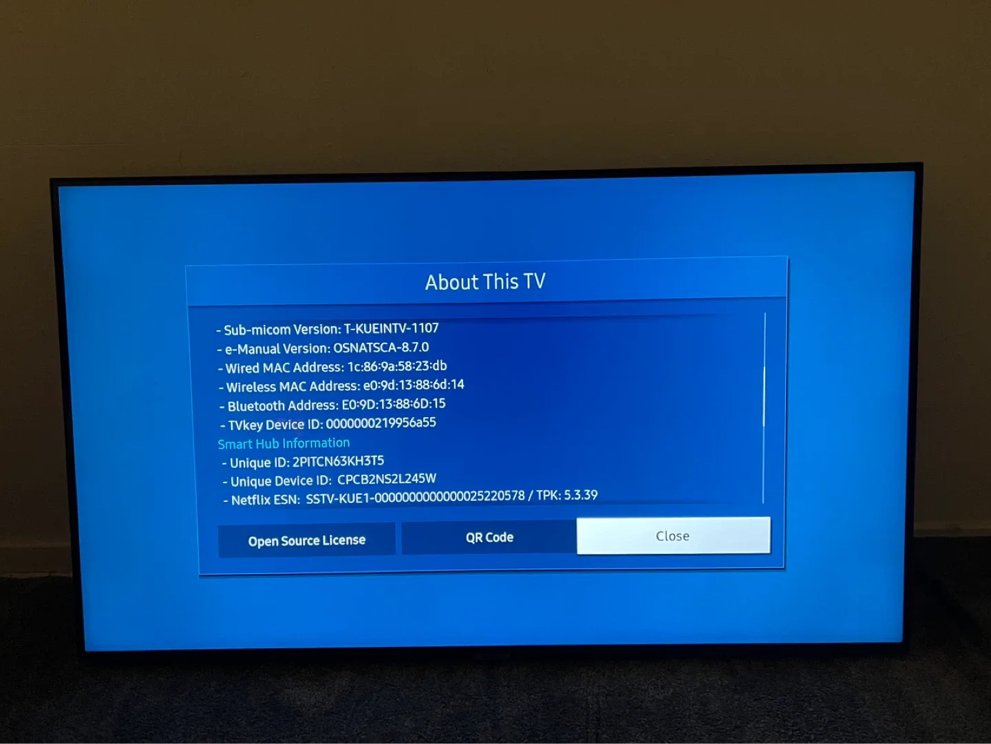 Samsung 43-inch 4K Smart TV - photo 2