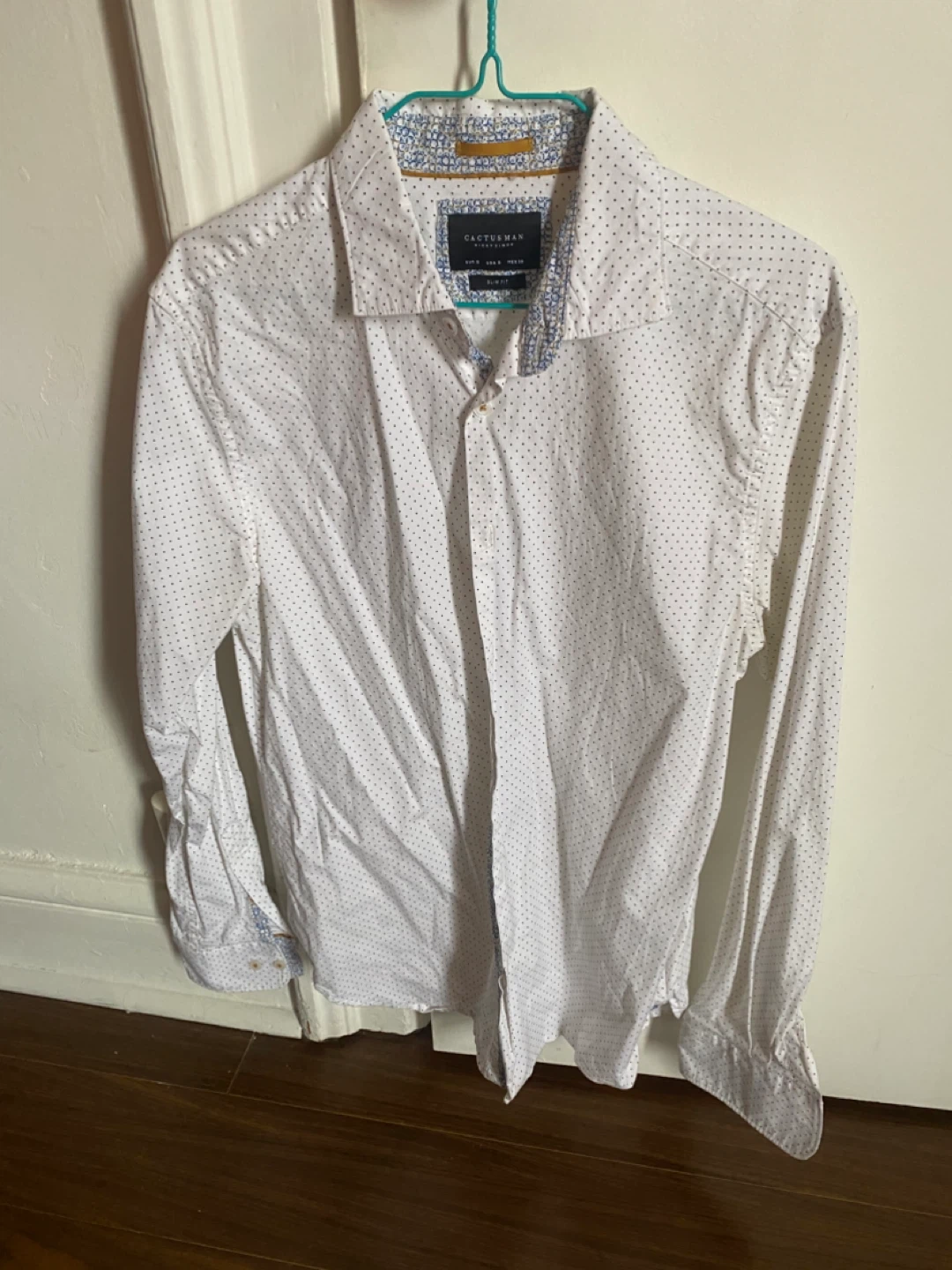 Men’s White Polka-Dot Long-Sleeved Shirt Small - photo 2