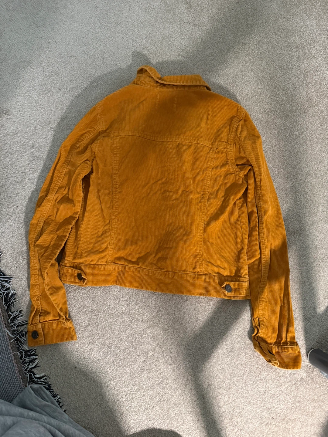 Corduroy sweater, size medium - photo 3