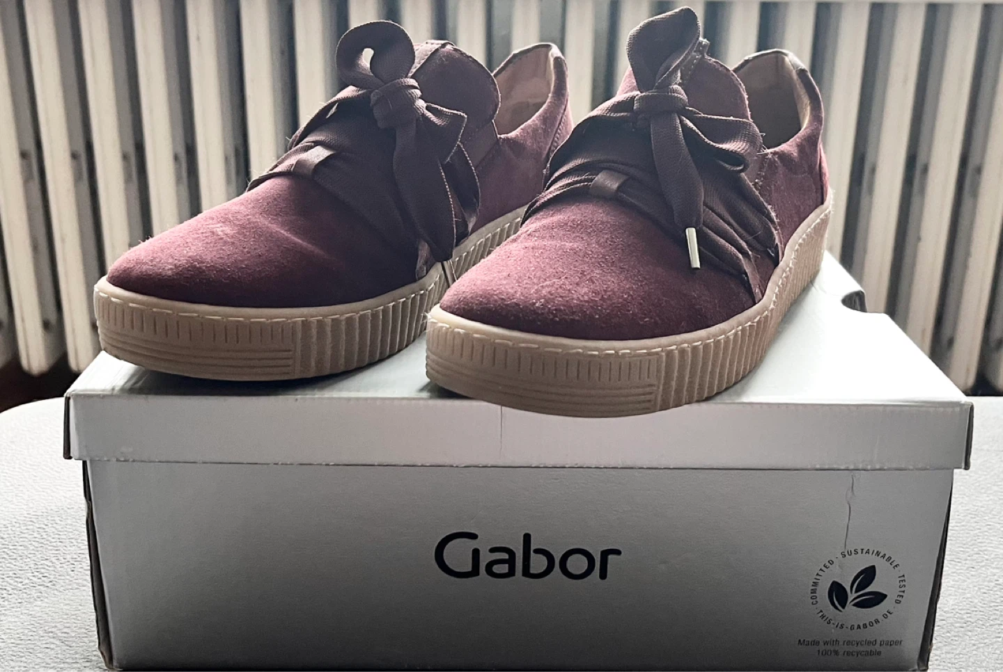 Gabor women’s shoes size 9 /Nubuk Merlot Sneakers - photo 2