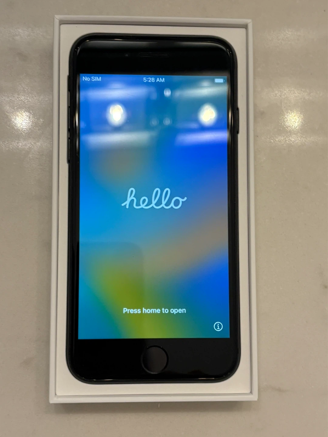 Apple iPhone SE (2nd Gen) - Black (Hwy 7 and Bathurst)