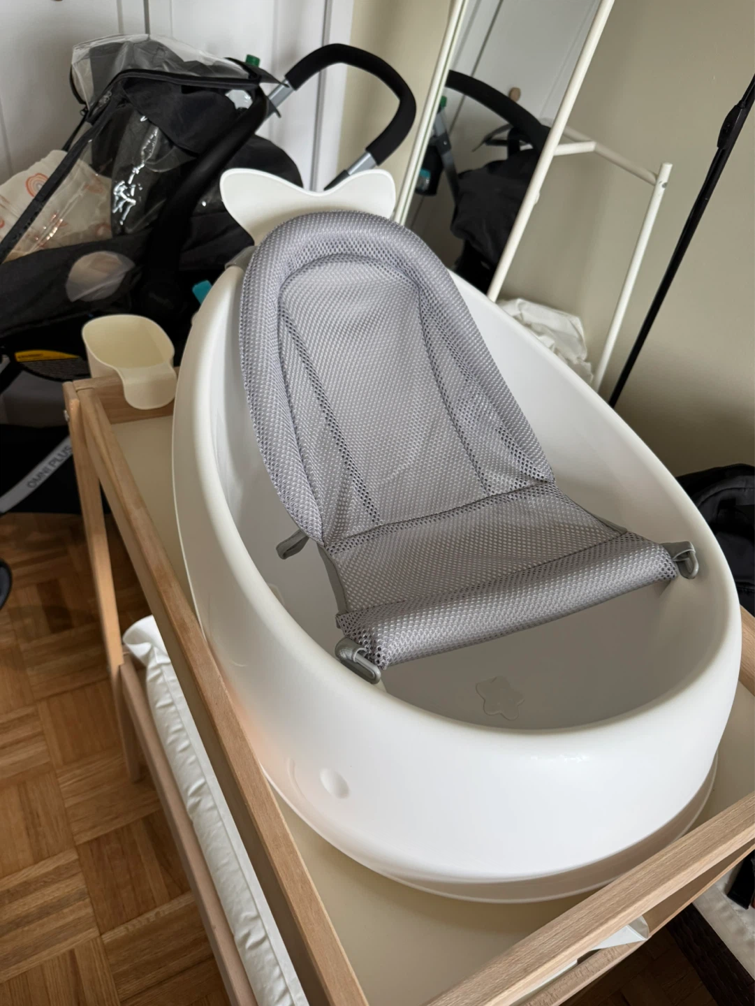 Skip Hop Baby Bath Tub White