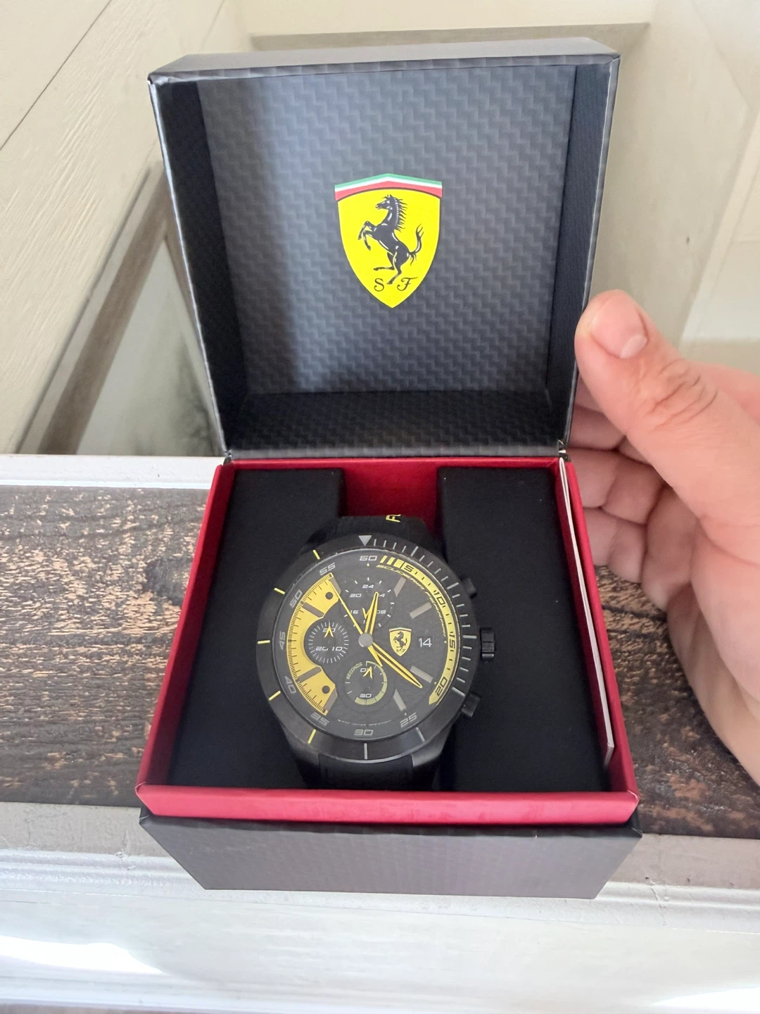 Ferrari Chronograph Watch - Black and Yellow - photo 2