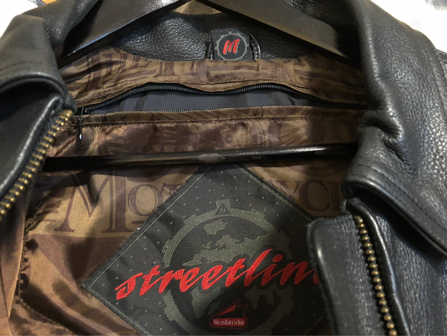 Ladies Leather Motorcycle Jacket (Small) - photo 3