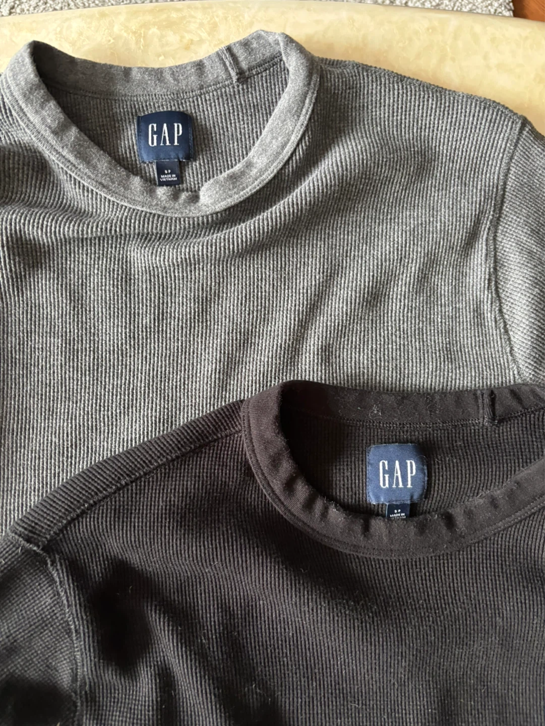 🌱 GAP Long Sleeve Thermal Shirts - Grey & Black S - photo 2