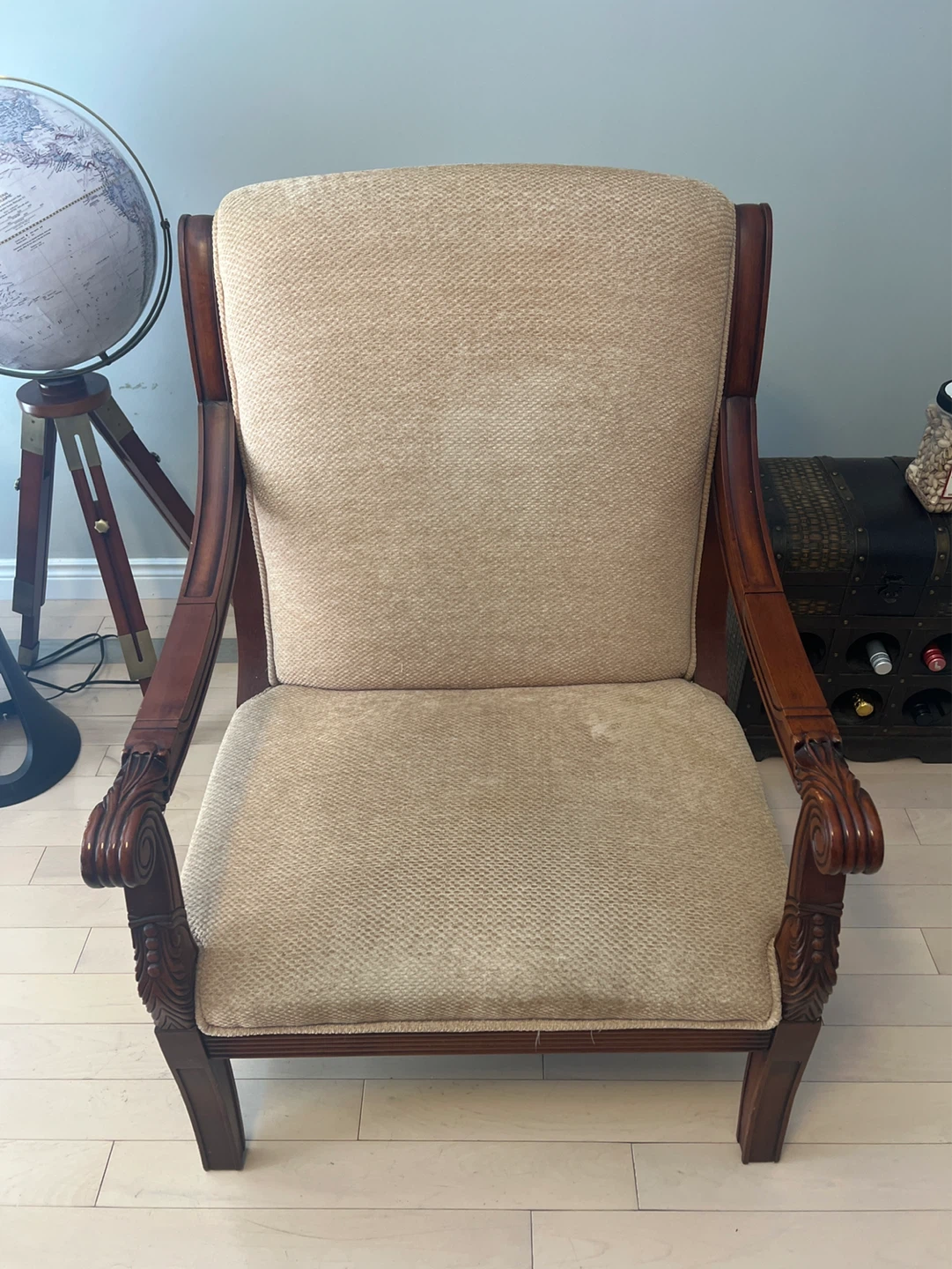 Ornate Accent Armchair