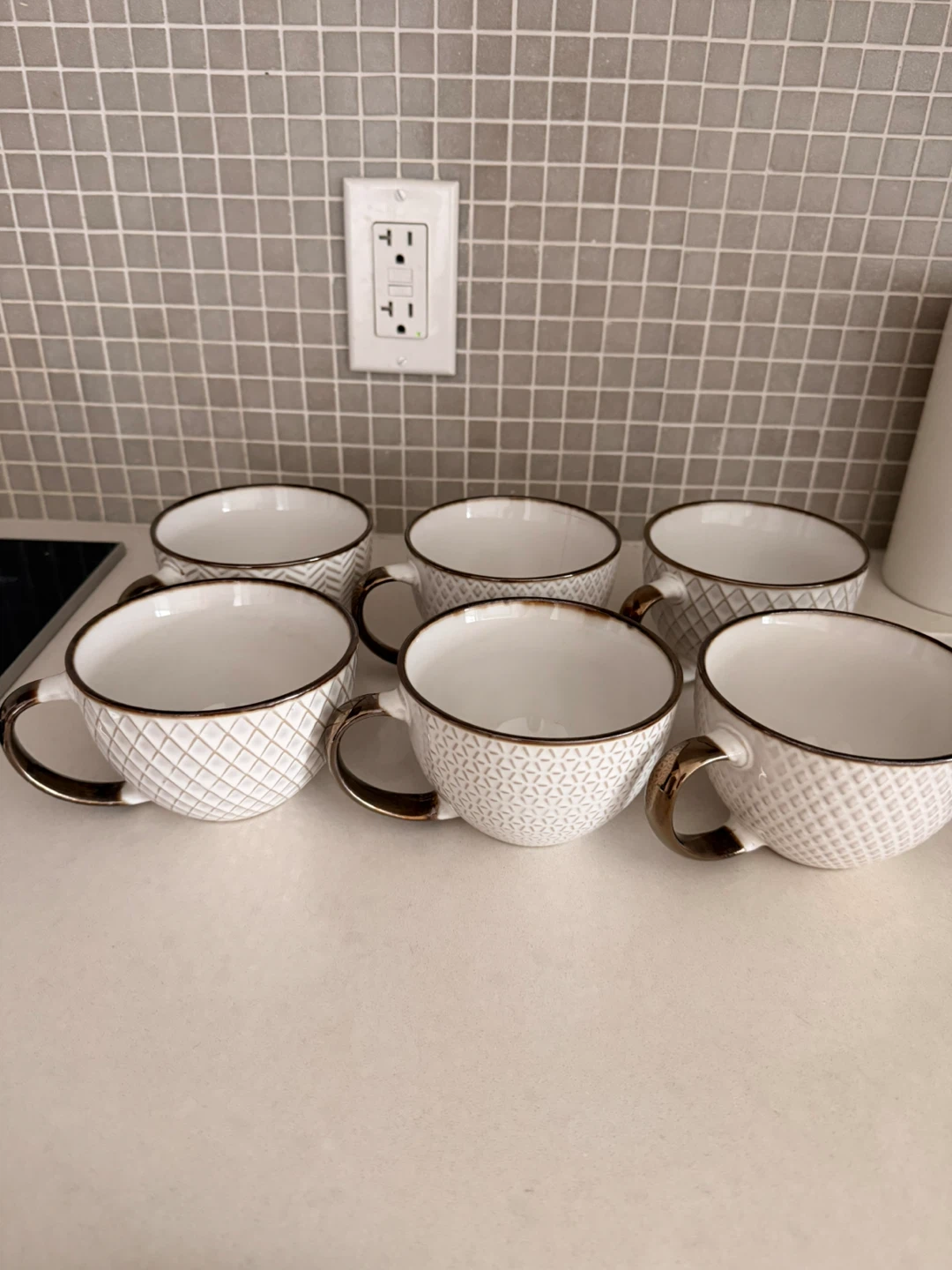 Set of 6 White & Gold Ceramic Coffee Cups