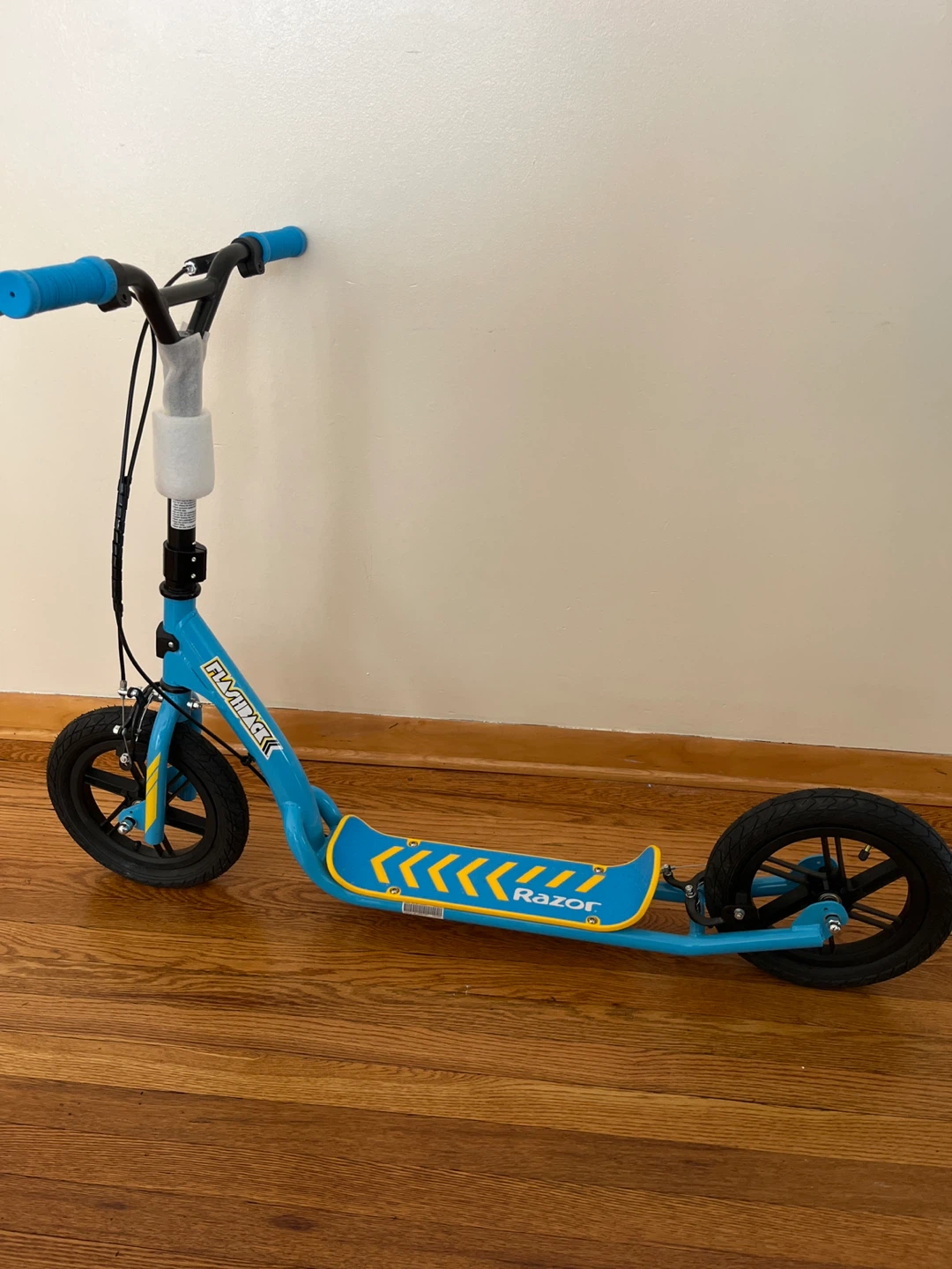 Razor Scooter Blue Yellow