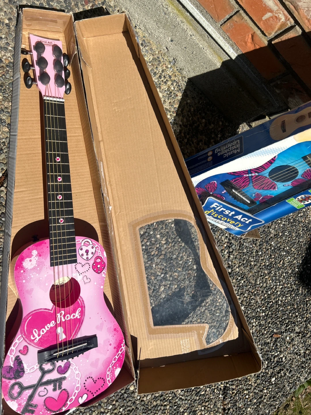First Act Discovery Acoustic Guitar - Pink Love Rock - photo 2