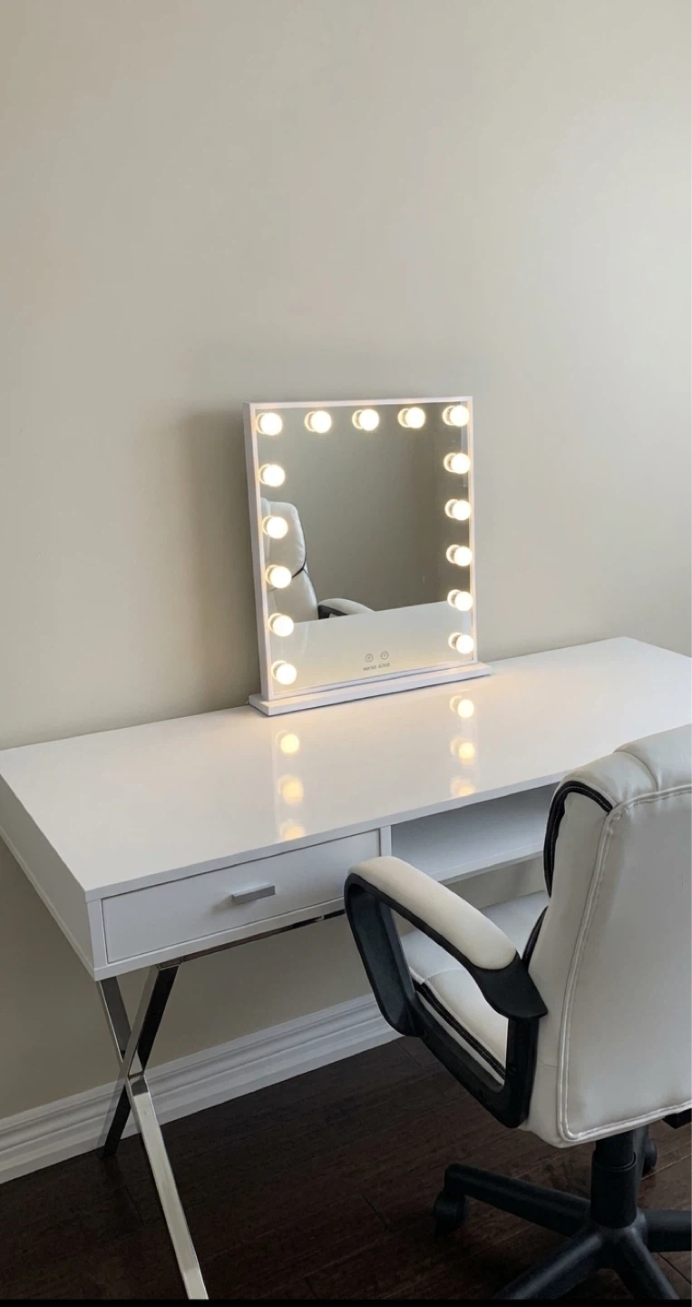 ✨ Hollywood Vanity Mirror – Like New, Must Go! ✨