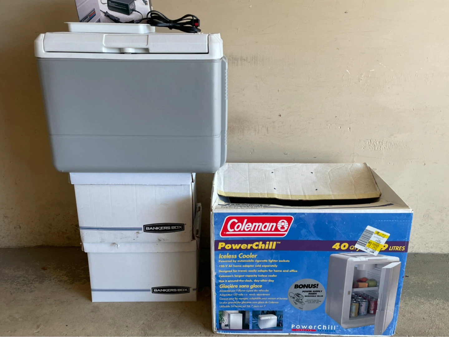 Coleman PowerChill 40 Qt Iceless Cooler with AC Adapter - photo 4
