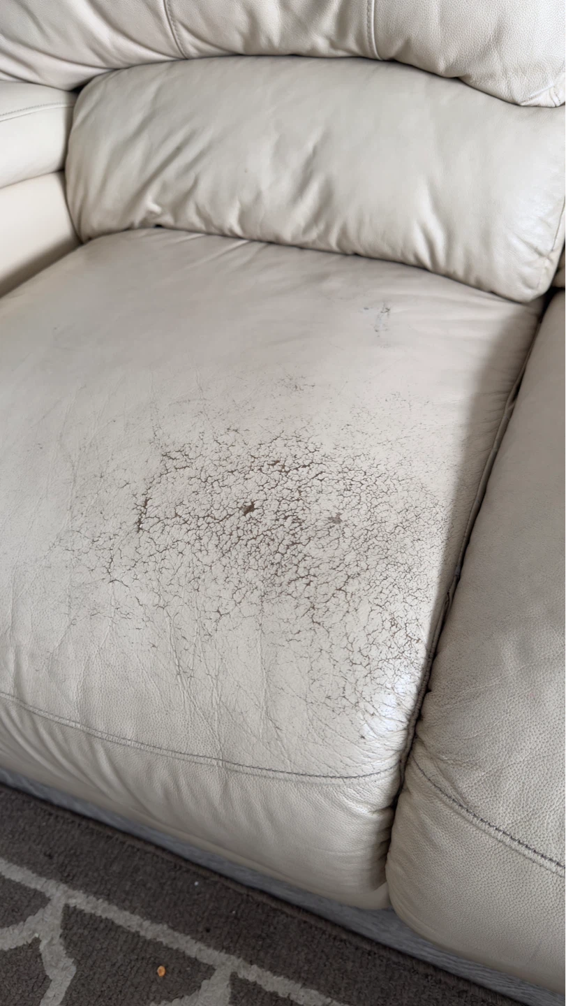 Cream Leather Sofa with Recliner - photo 5