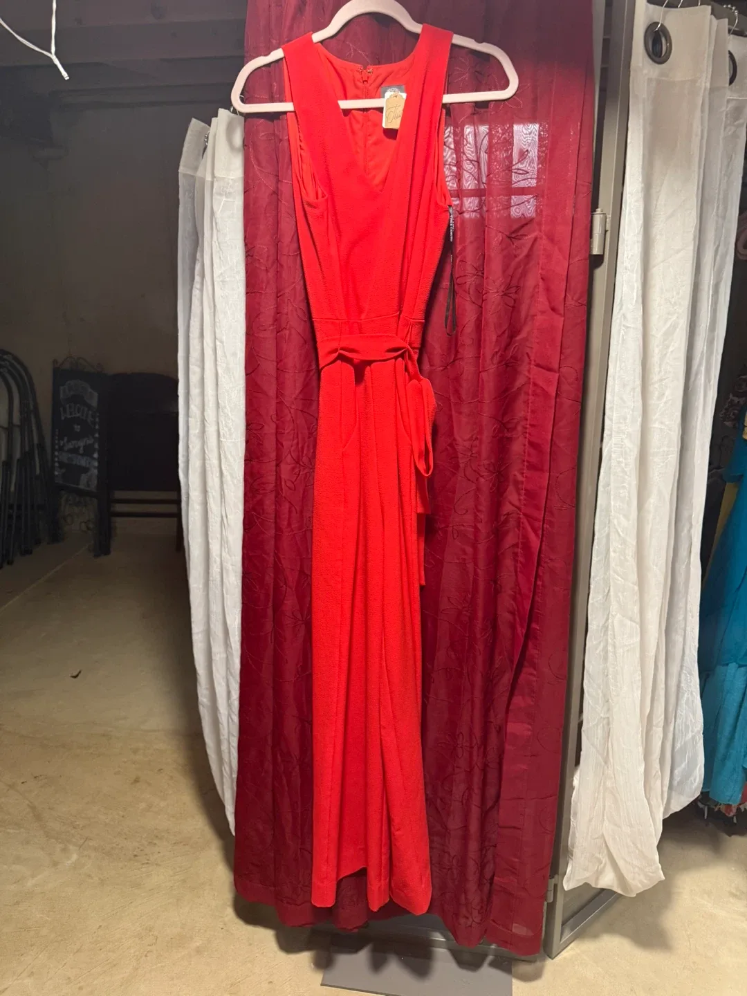 Vince Camuto Red V-Neck Jumpsuit Size 10 - photo 3