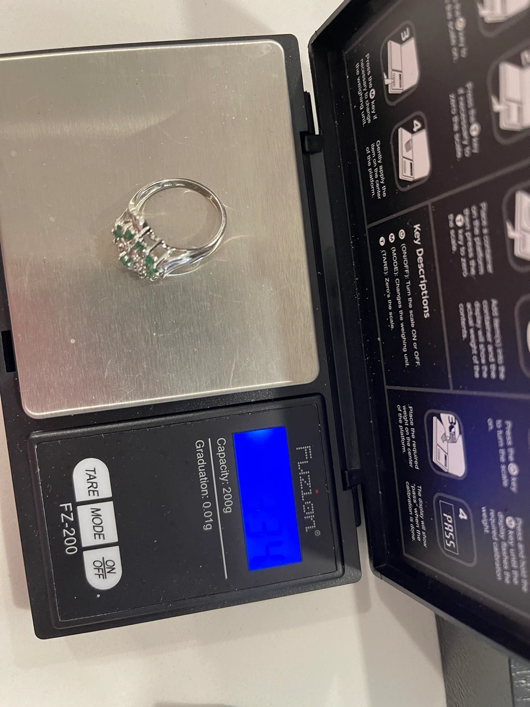 Vintage 10k Emerald and Diamond Ring - Size 7 - photo 3